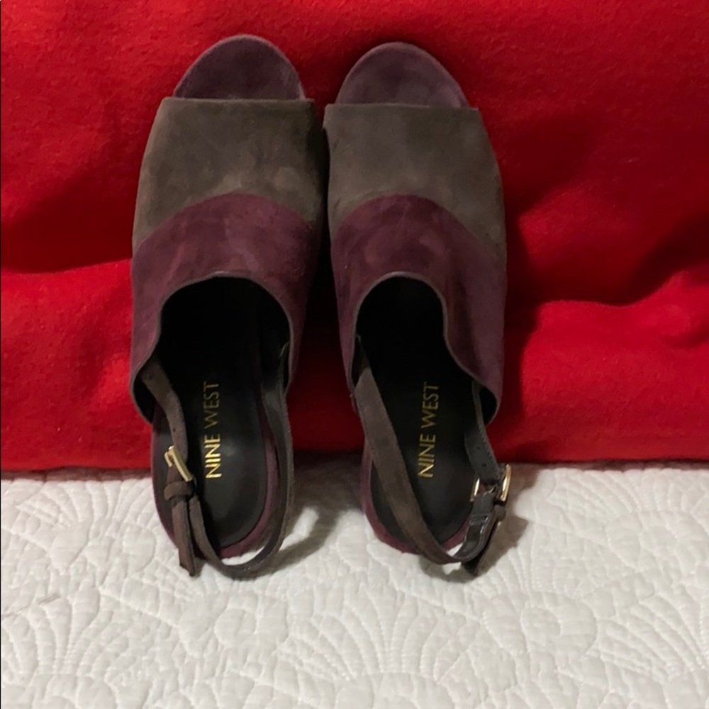 Nine West - Ladies open toed pumps